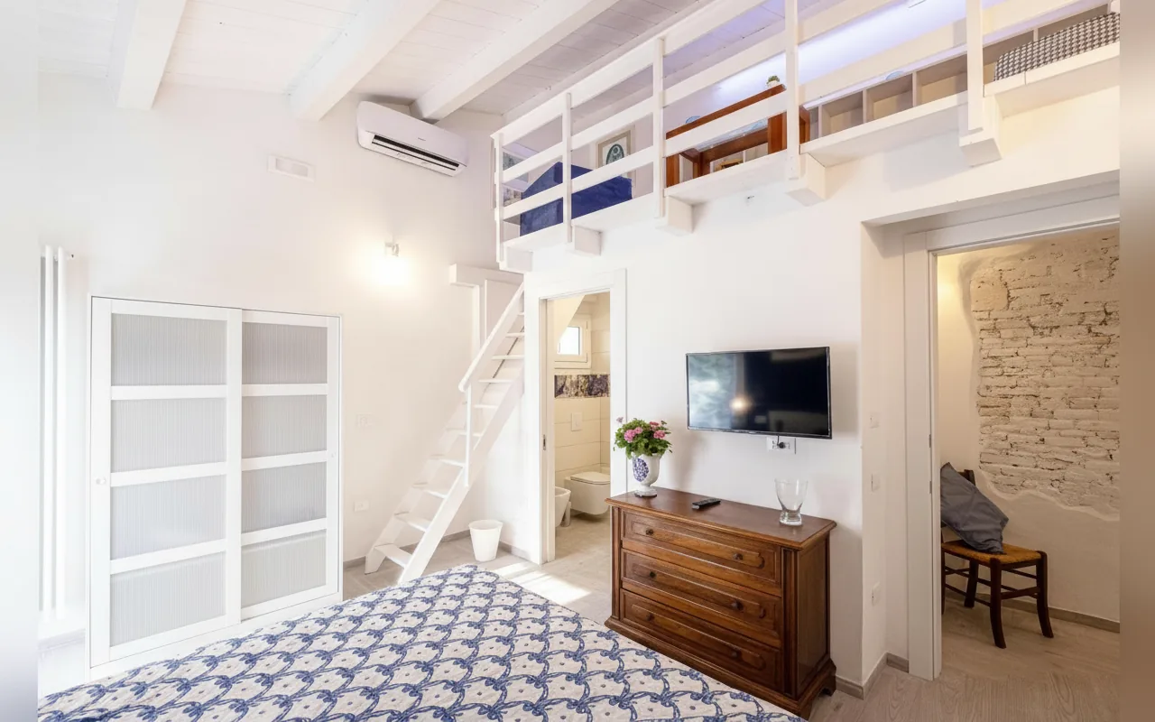 Camera con bagno privato — La Villa 31, Rosignano Marittimo (Toscana) (foto 23)